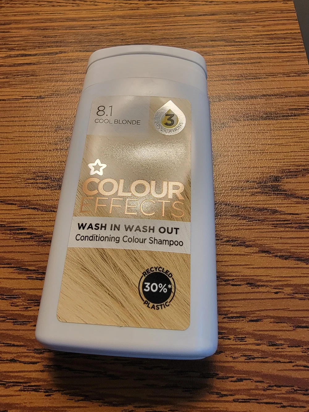 8.1 Cool Blonde Conditioning Colour Shampoo - Wash In Wash Out
